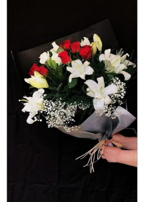 Lux Red & White Bouqet