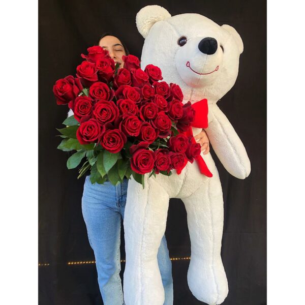 Huge Bear And Roses 5