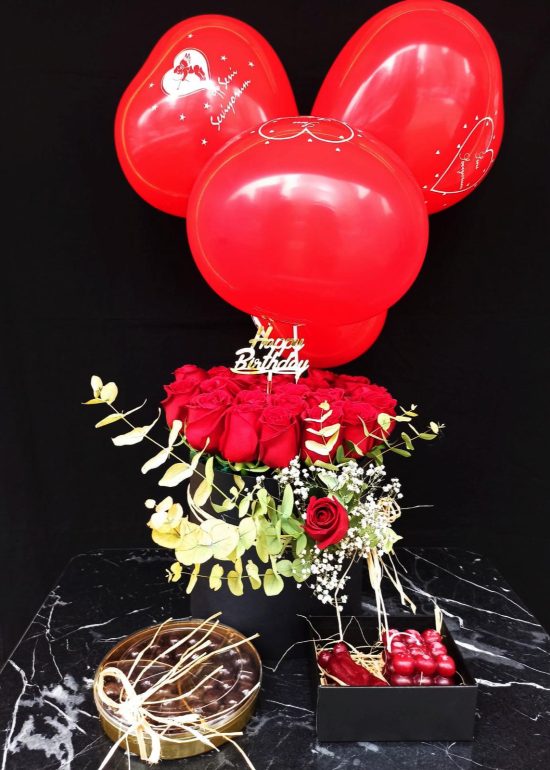 Special and Luxury Rose Boxes + Candle