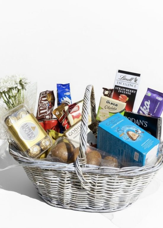 Fruit & Snacks Mega Basket