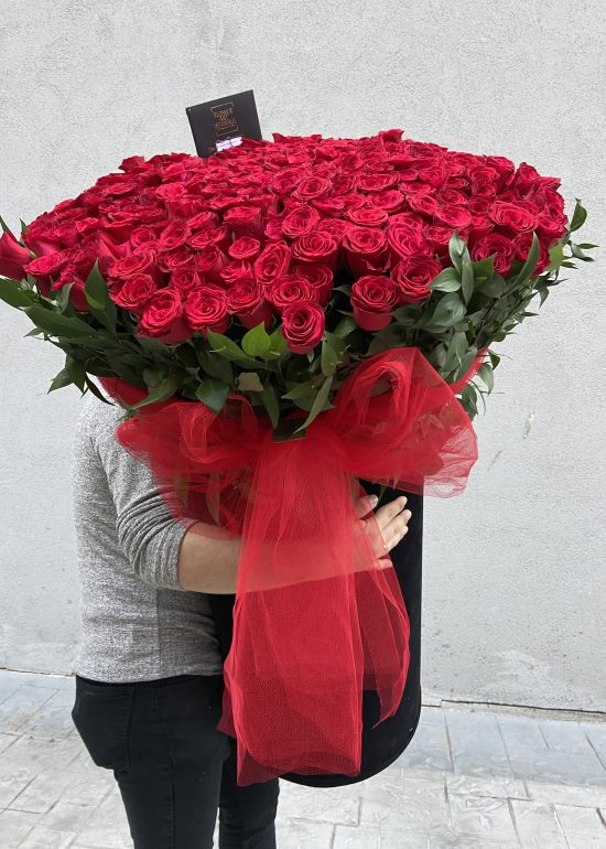 301 Red Roses Deluxe Alcyoneus