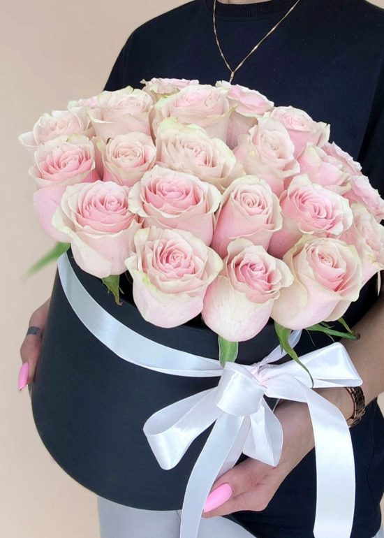 Enchanting Pink Rose Elegance