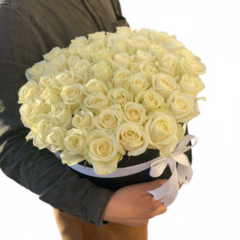 51-White-Roses-Box