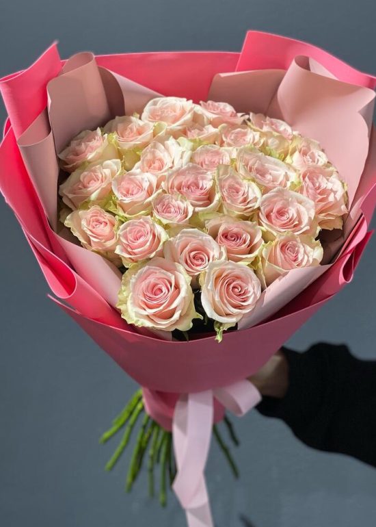 25 Pink Roses Bouqet
