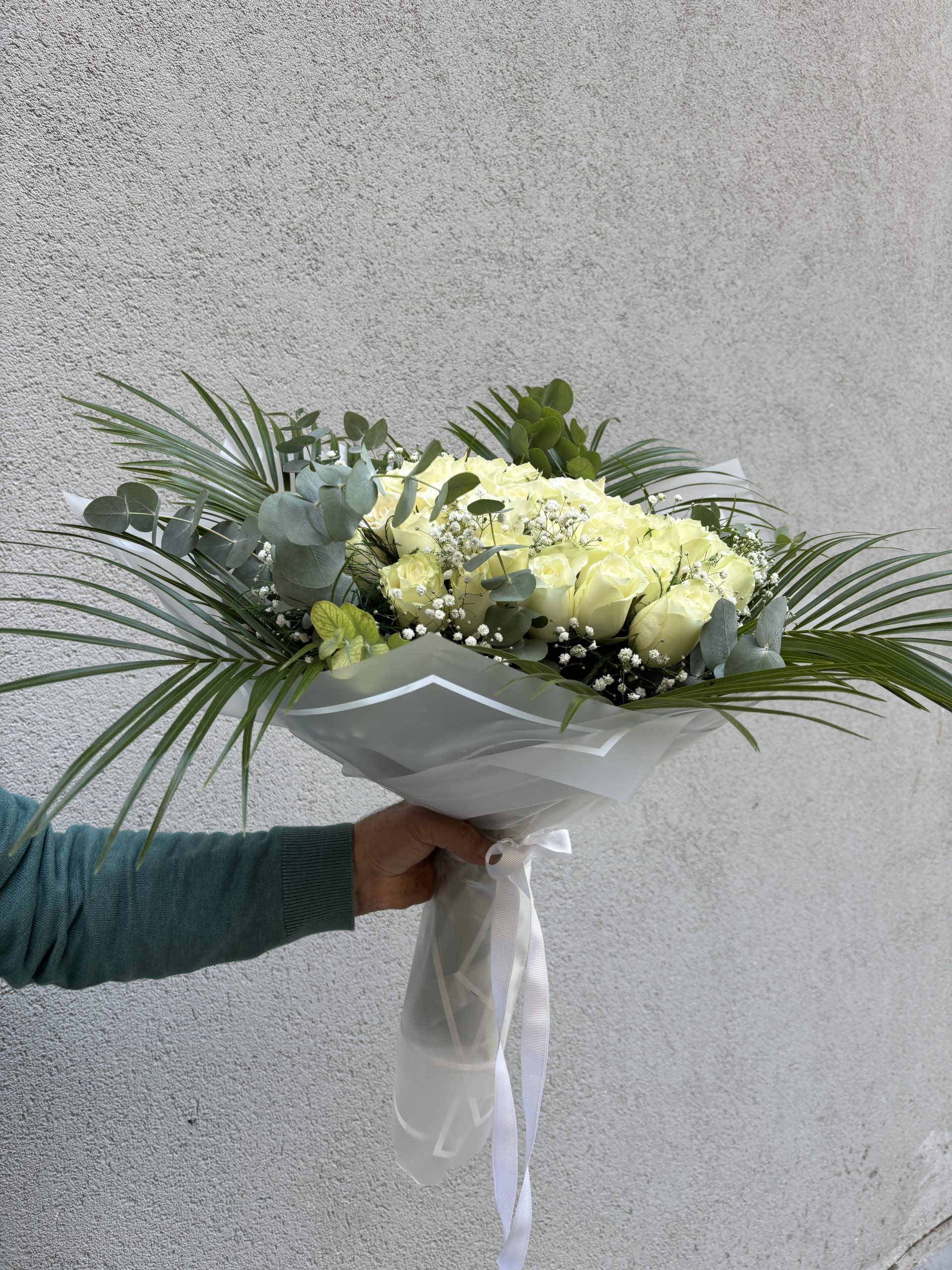 Graceful Pearl Roses 4